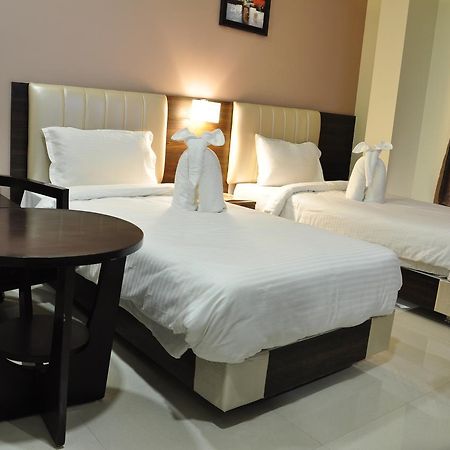 Royal Inn Khandwa Ngoại thất bức ảnh