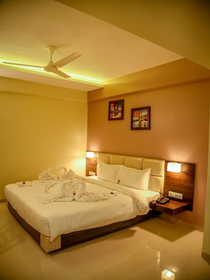 Royal Inn Khandwa Ngoại thất bức ảnh