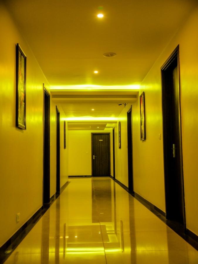 Royal Inn Khandwa Ngoại thất bức ảnh