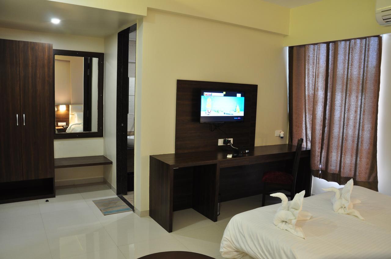 Royal Inn Khandwa Ngoại thất bức ảnh